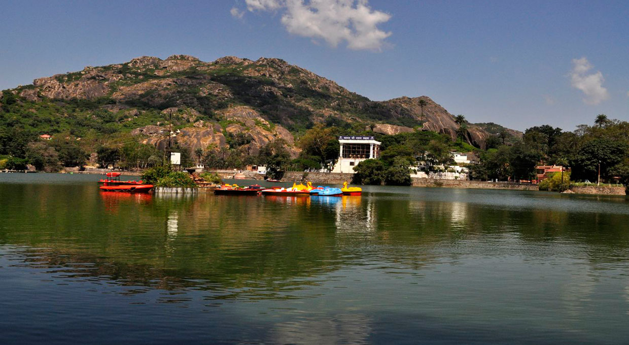 Hiking & Trekking Company Mount Abu, Camping in Mount Abu, Campstay in